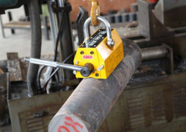 永磁起重器助力圓柱鐵塊搬運