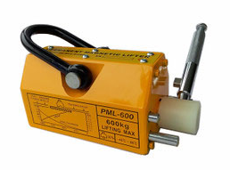 永磁起重器助力違建房屋拆除