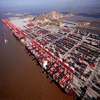 洋山深水港工程中永磁吊的應用